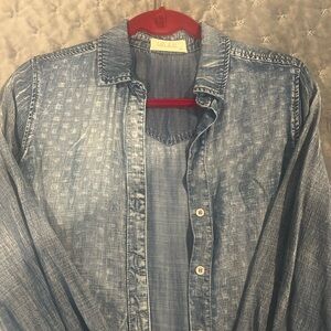 Bella Dahl Tencel denim top size XS